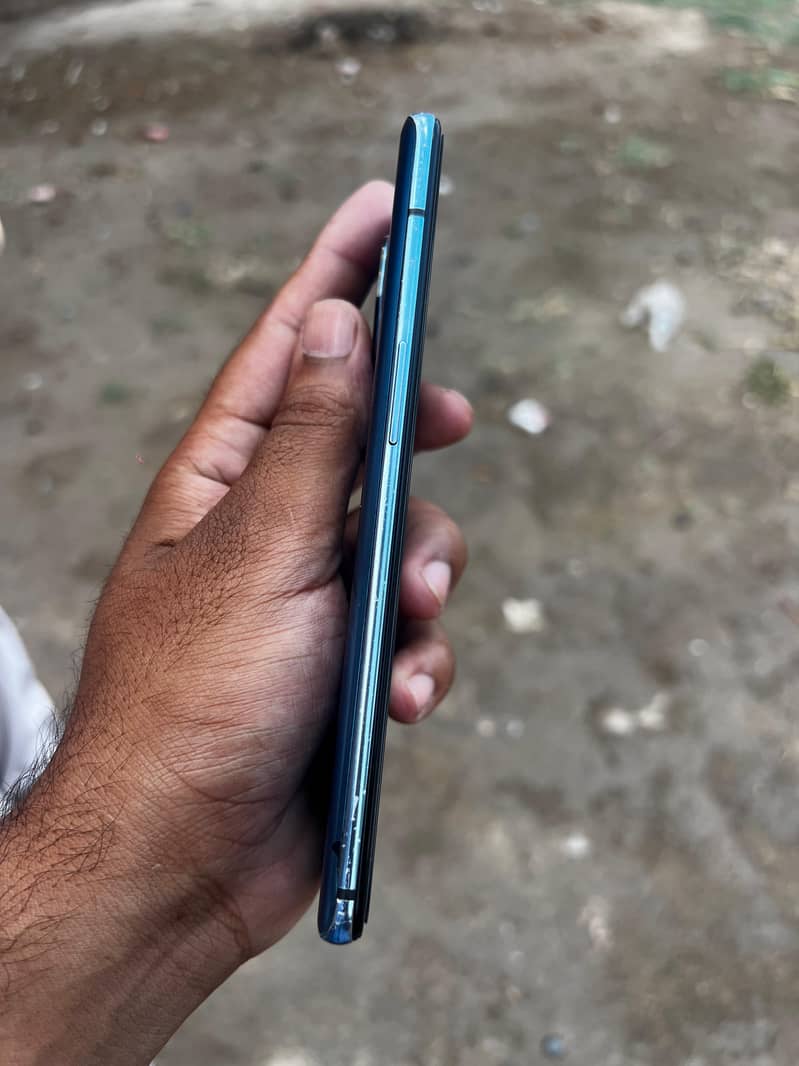One Plus 7T 4