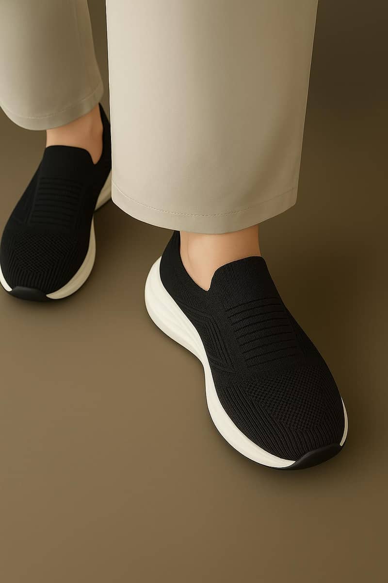 •  Material: PVC 4