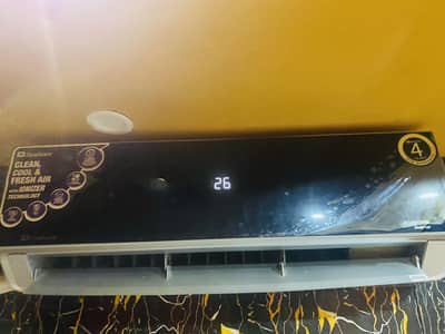 Dawlance chrome pro inverter 30 for sale Only one season used