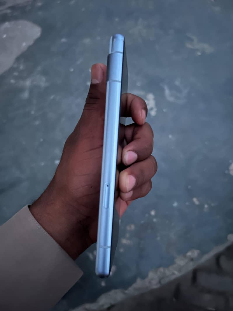 Google Pixel 7a 2