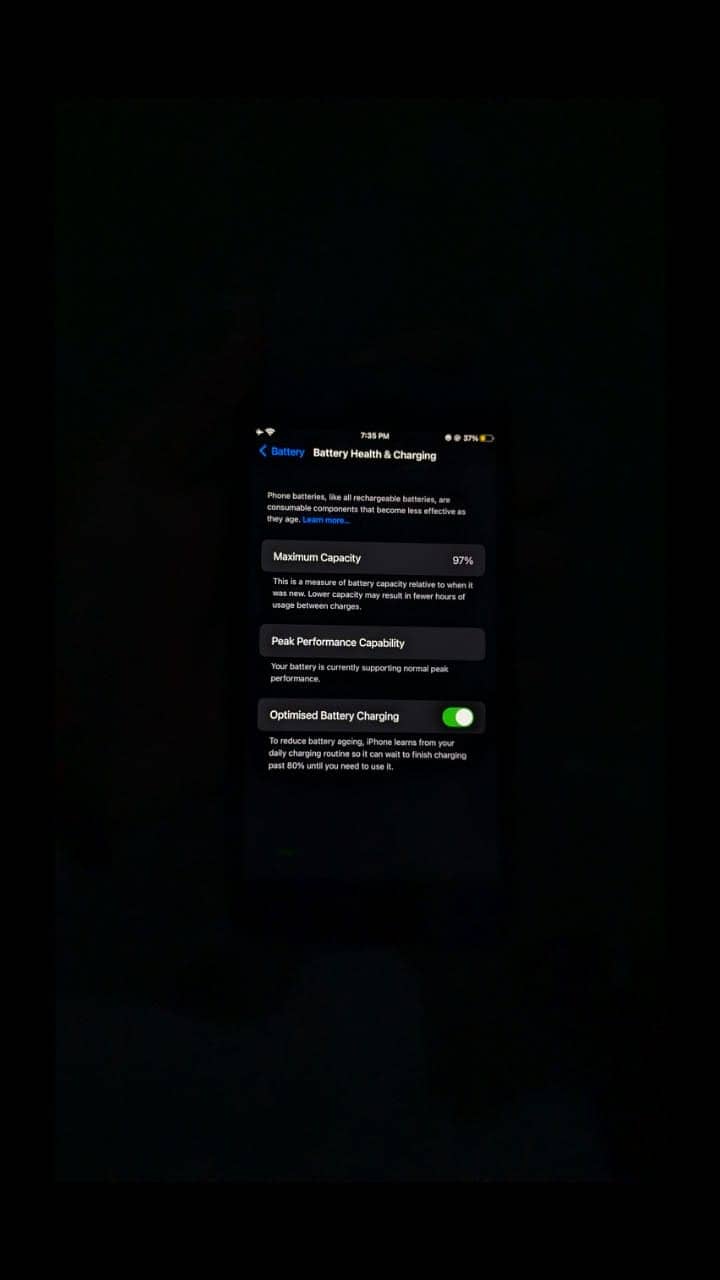 Apple iPhone 8 Plus 3