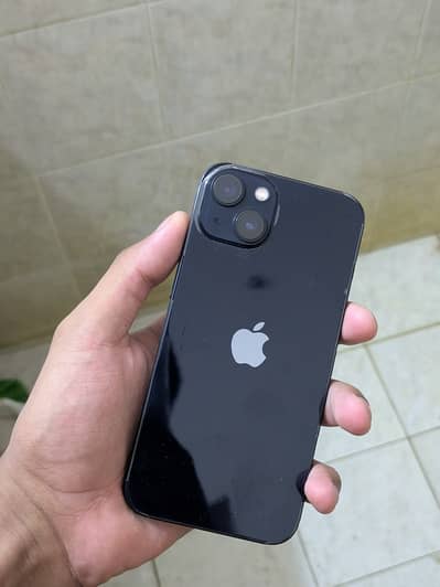 Apple iPhone 13