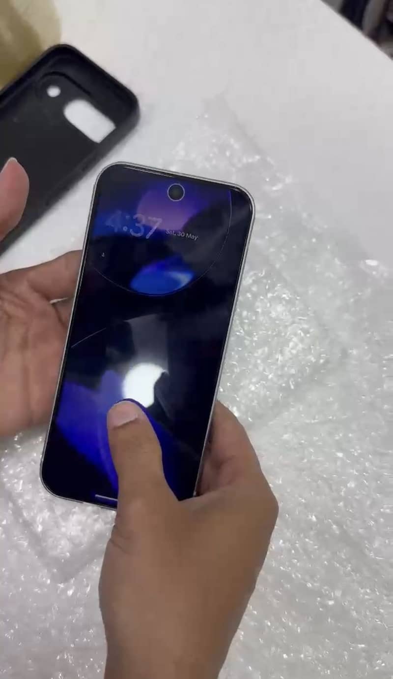 Google Pixel 9 1