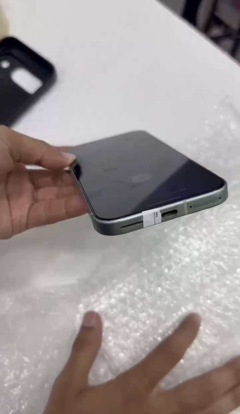 Google Pixel 9 2