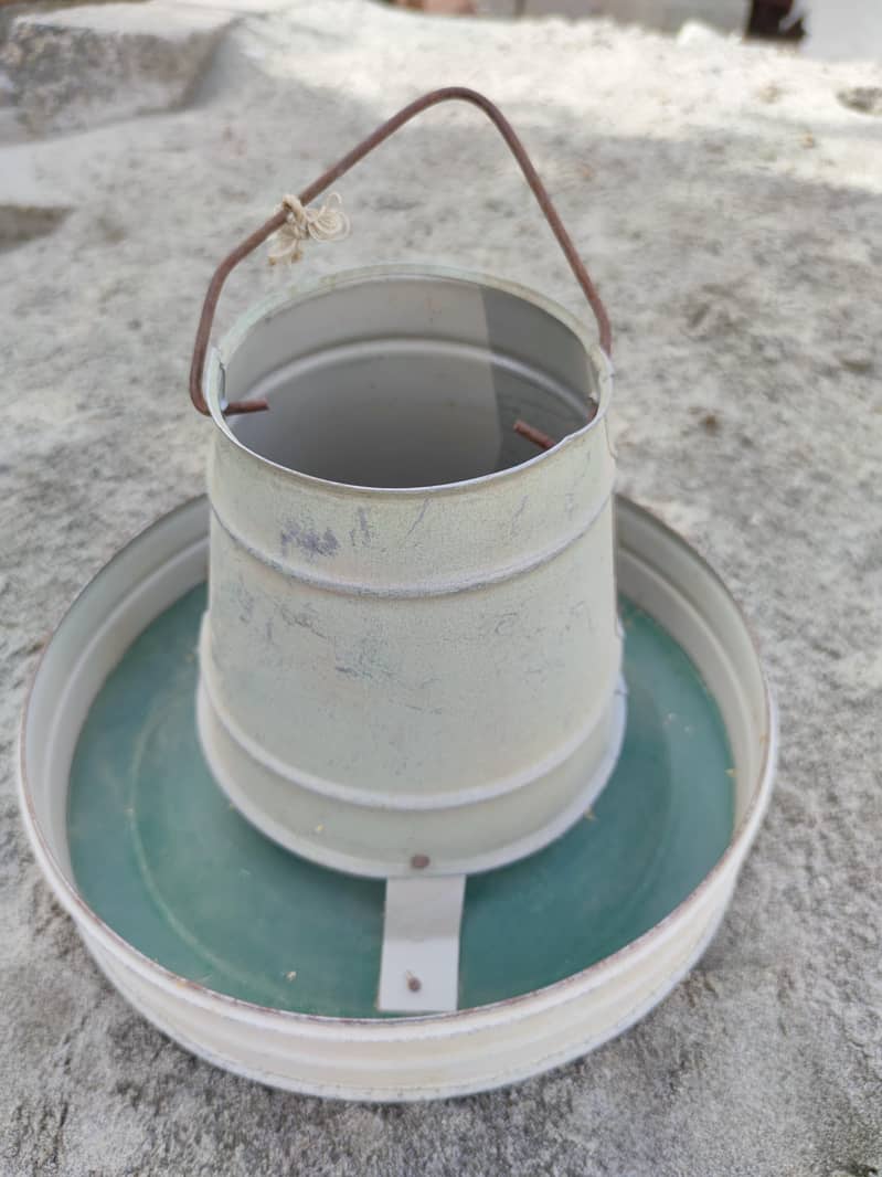 Feeder and drinker 1