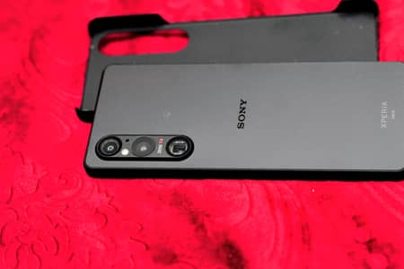 Sony 1 V