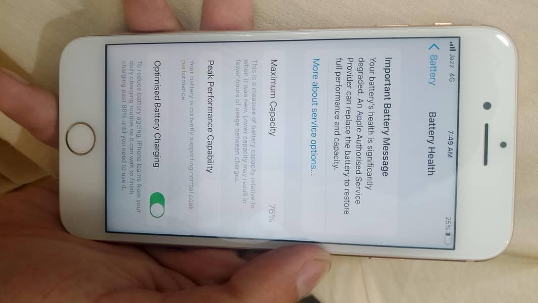 Apple iPhone 8 3