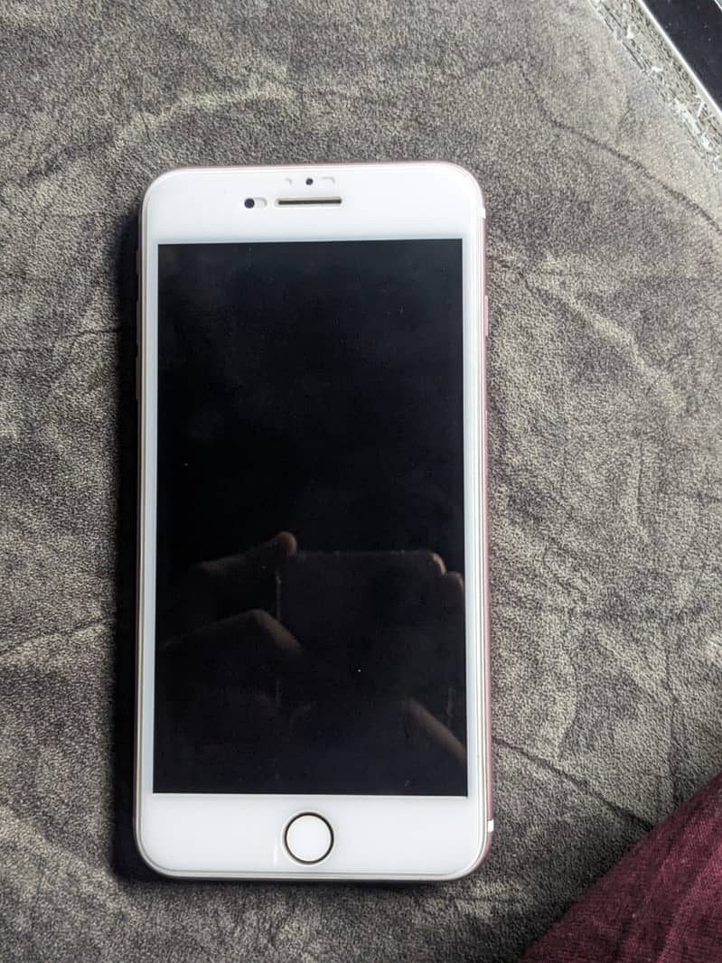 Apple iPhone 7 Plus 1
