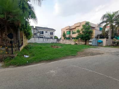 1 Kanal Plot For Sale Brigadier Officer Colony Khawaja Safdar Raod Sialkot