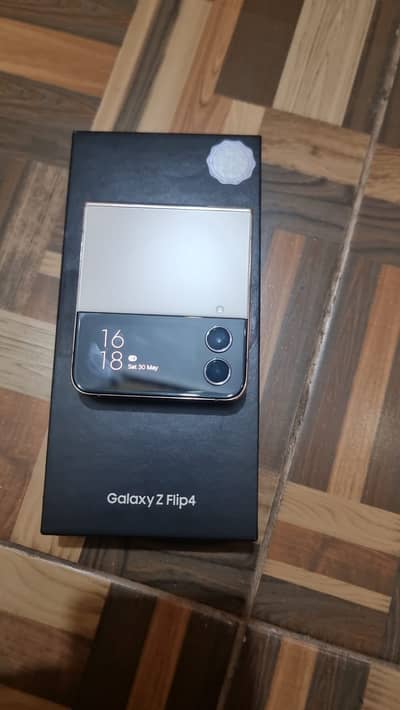 Samsung Galaxy Z Flip 4 Dual PTA Approved | 8GB RAM | 512GB Storage