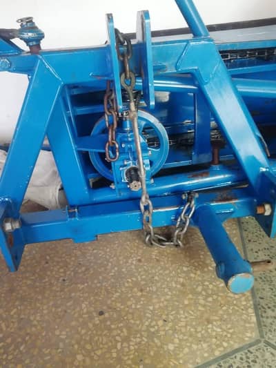 Tractor and wiper machine