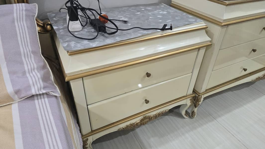 King Size Bed 3