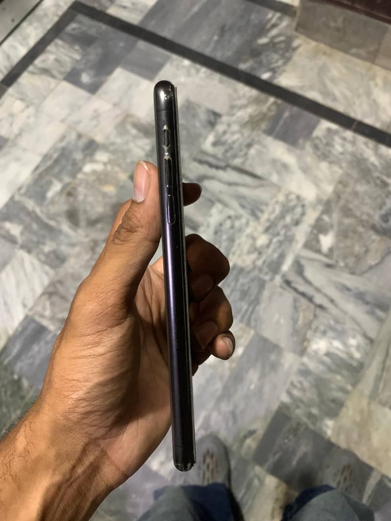 iPhone 11pro max 2