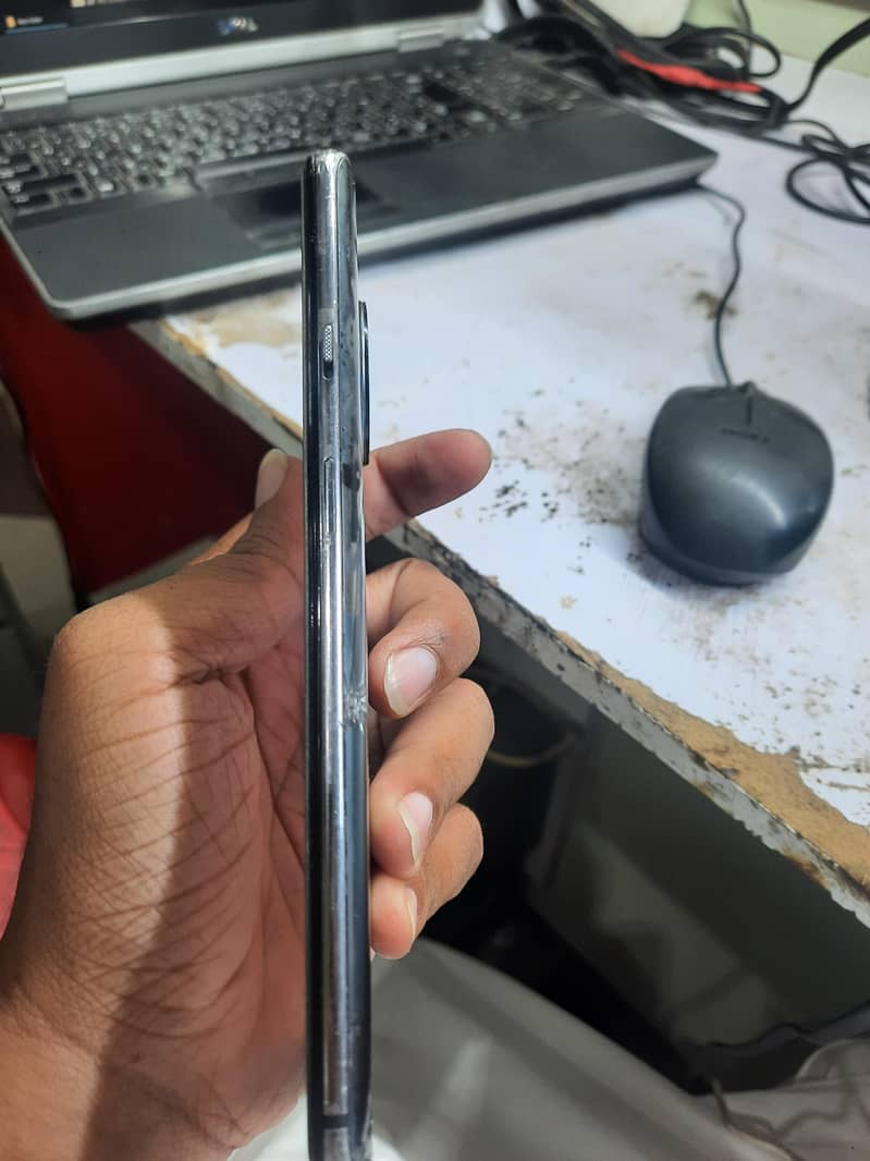 One Plus 7T 3
