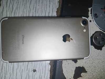 Apple iPhone 7
