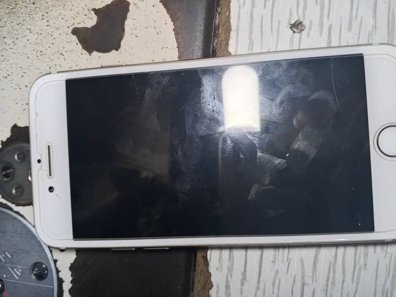 Apple iPhone 7 1