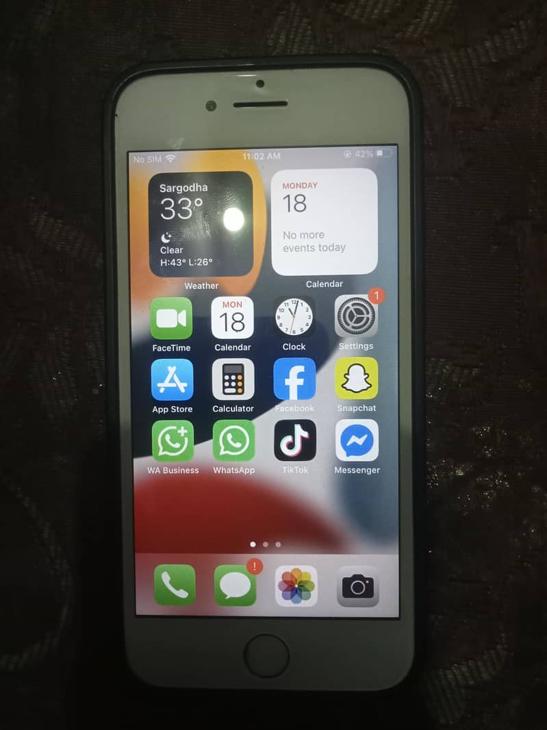 Apple iPhone 7 0