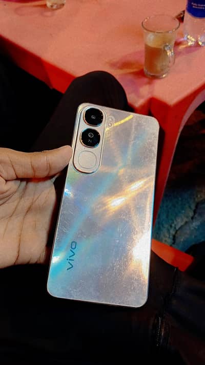 Vivo Y400