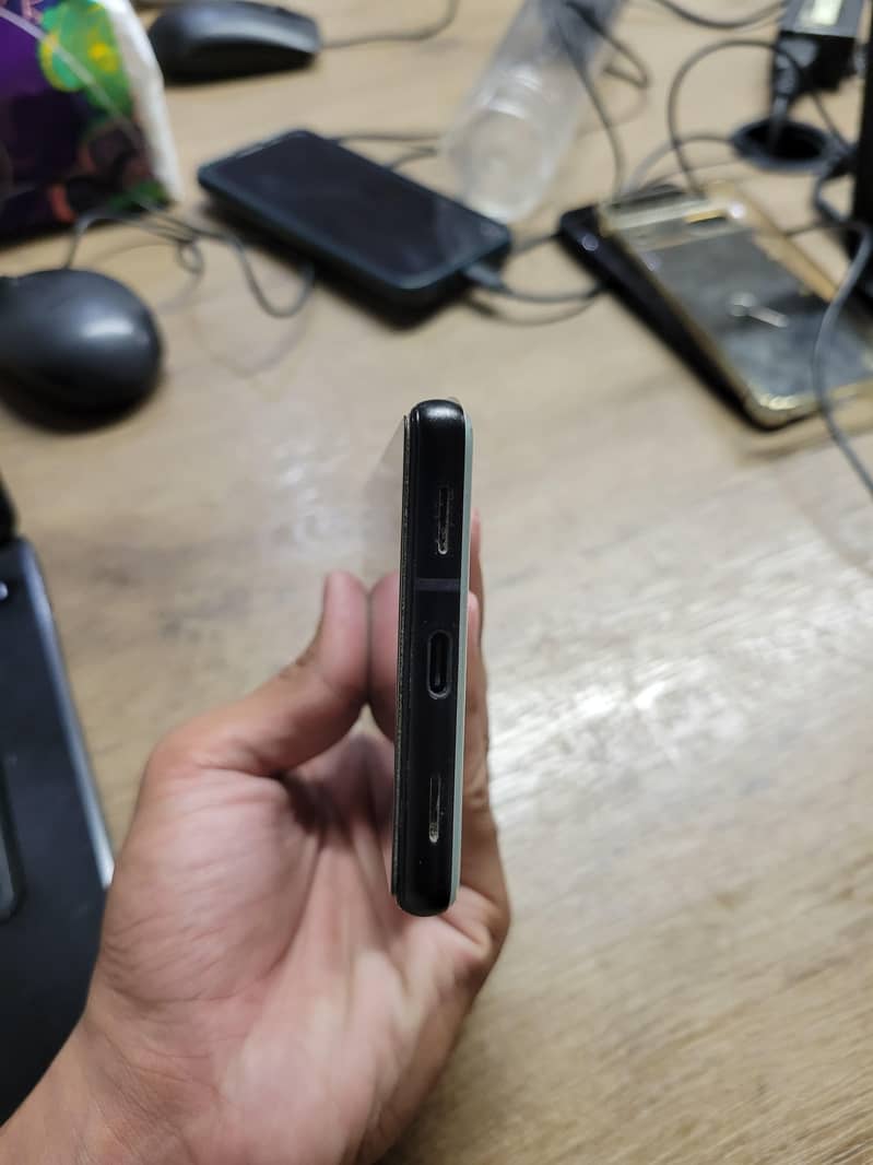 Pixel 6a 5