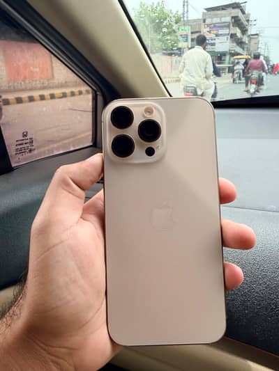 Apple iPhone 16 Pro Max