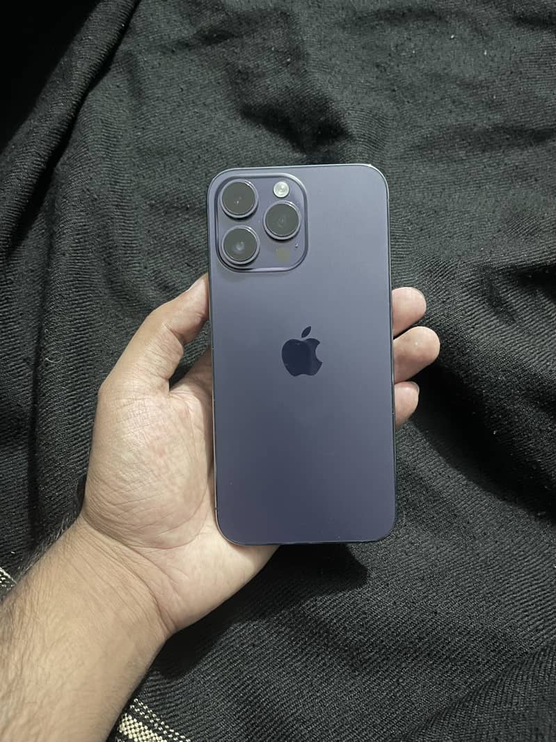 Iphone 14 pro max 1