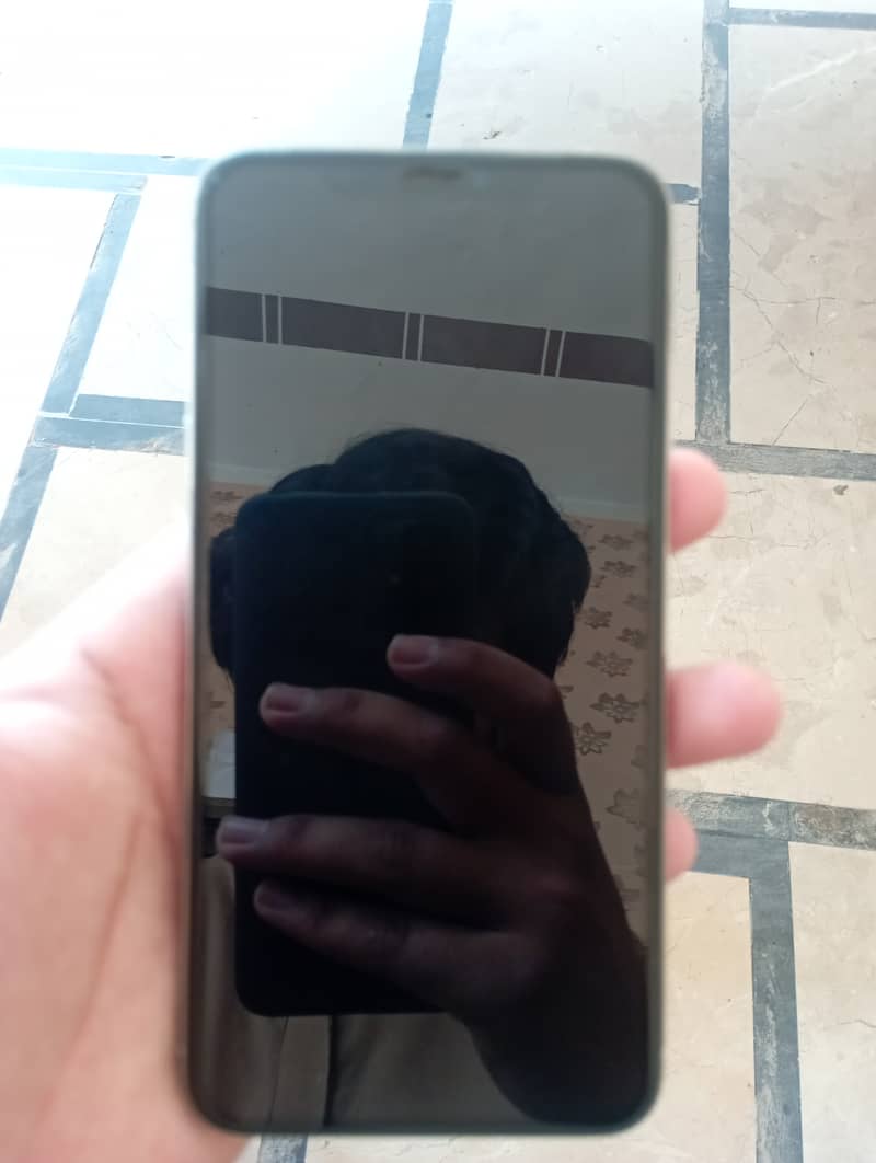iPhone xs max 3