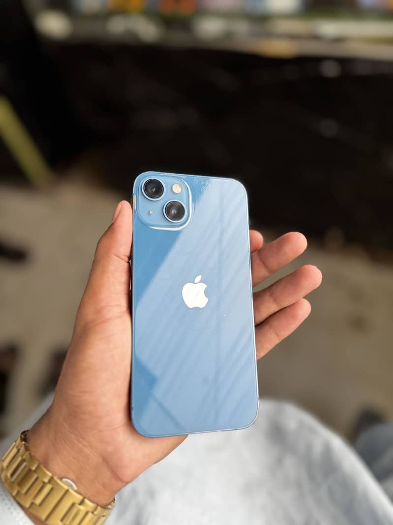 Apple iPhone 13 3