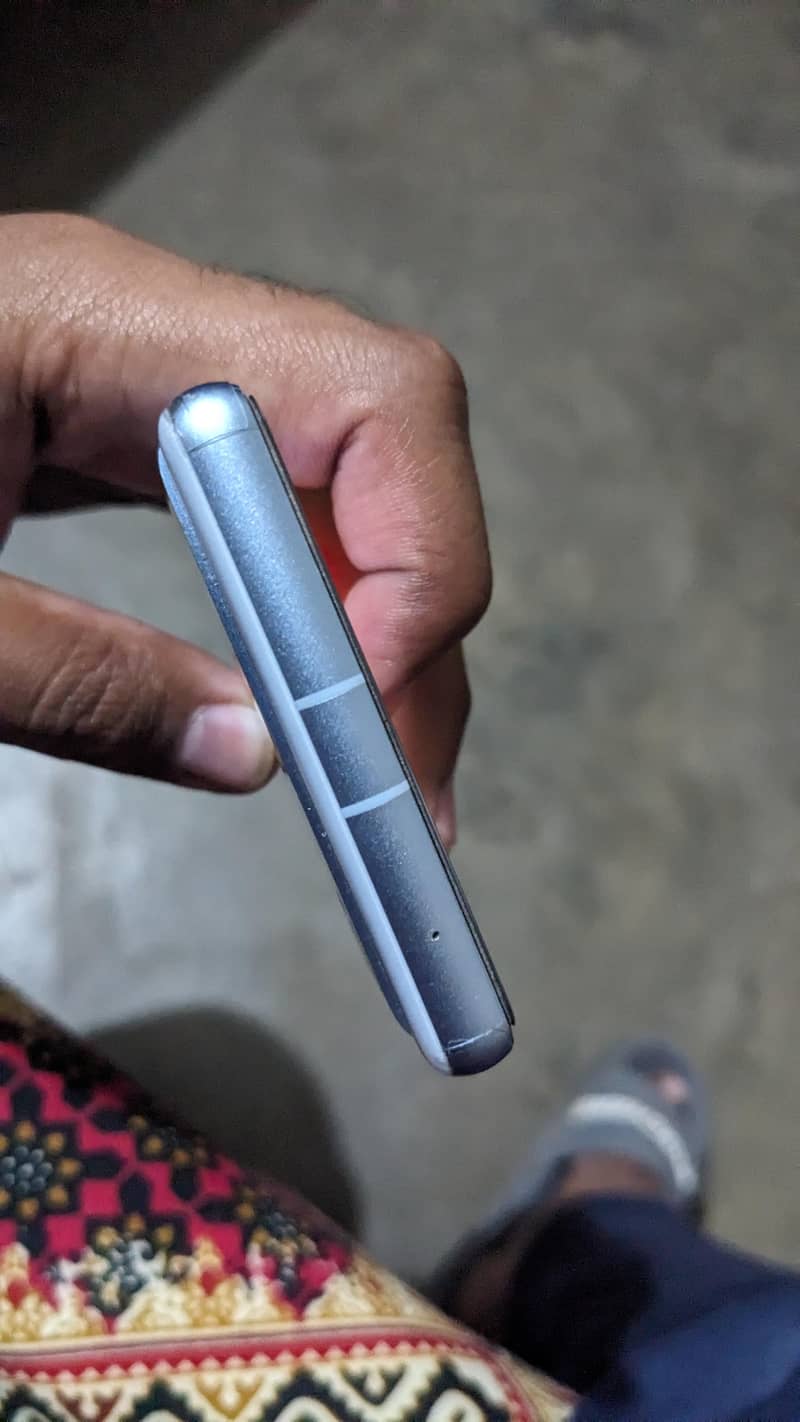 Google Pixel 7a 2