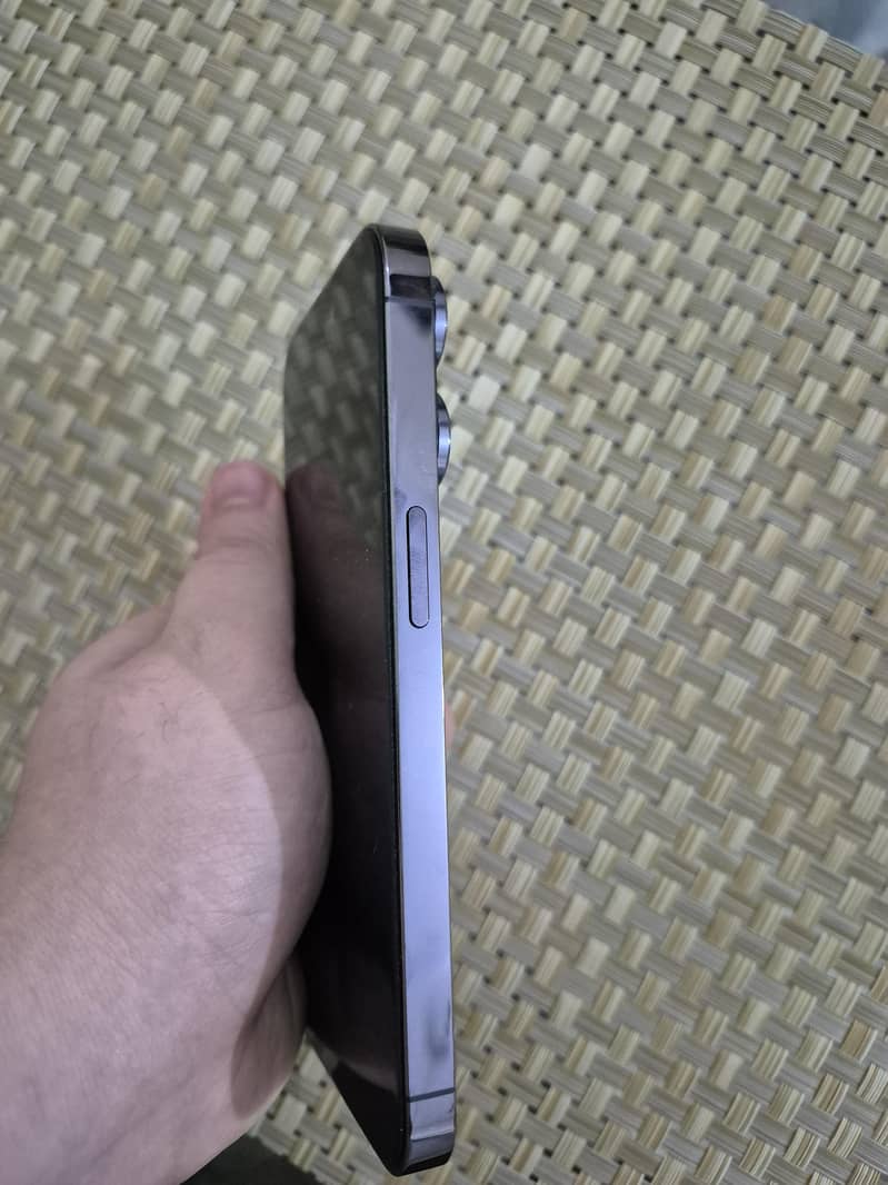 Iphone 14 pro 4