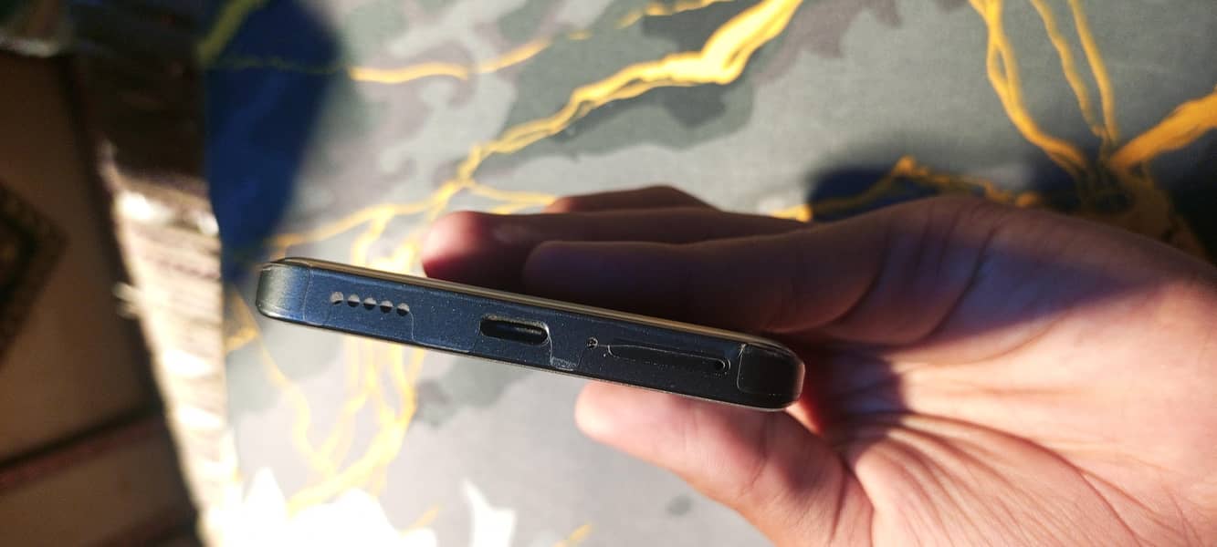 Xiaomi Redmi Note 13 Pro Plus 2