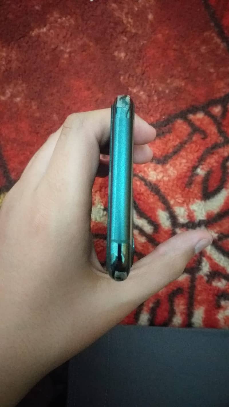 Apple iPhone 11 Pro 1