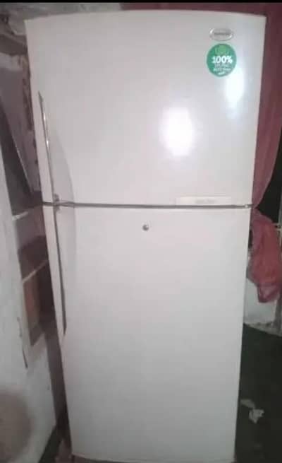 SAMSUNG FRIDGE