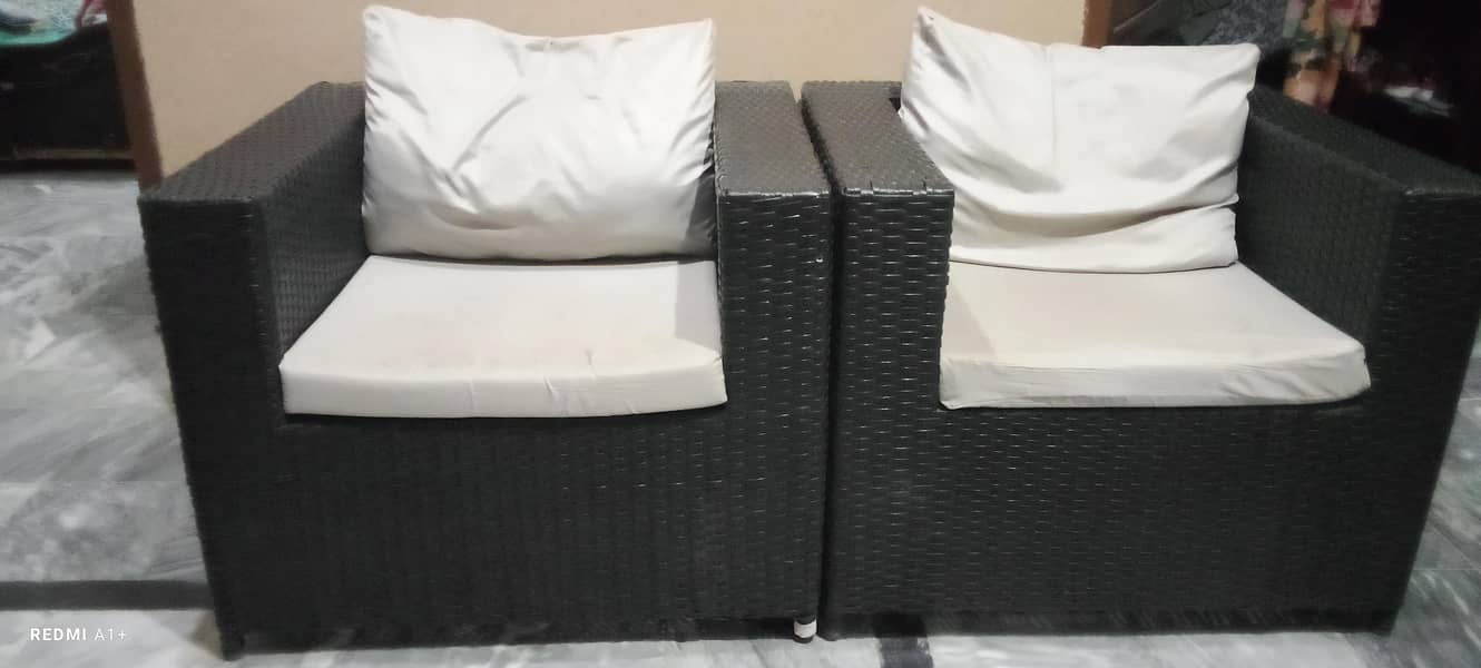 Sofa set with table 1