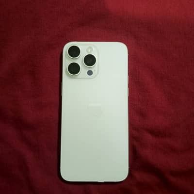iPhone 15 Pro Max