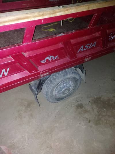 لوڈر رکشہ