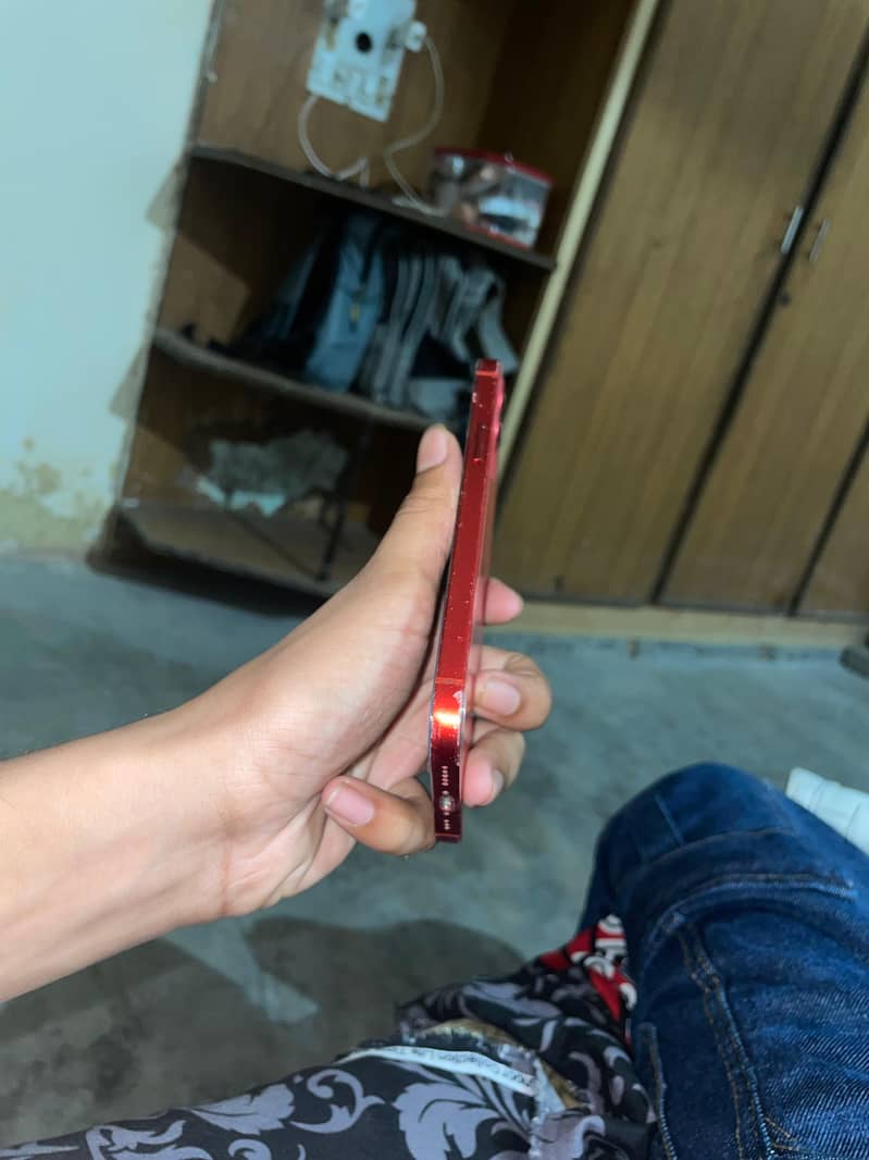 Apple iPhone 12 3