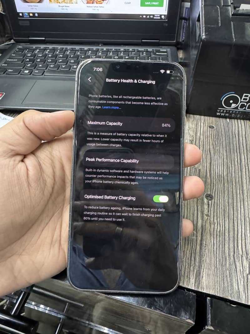 Apple iPhone 13 Pro Max 4