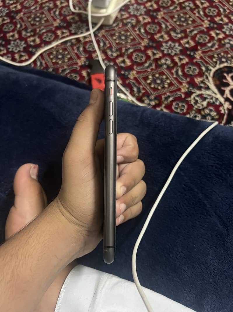 Apple iPhone 11 1