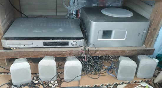 LG LH-W6200A 5.1 Home Theater DVD Receiver