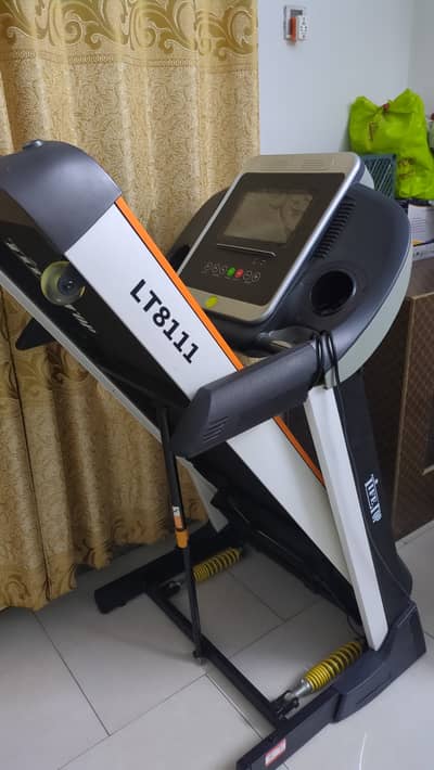 Life Top LT8111 Treadmill for sale