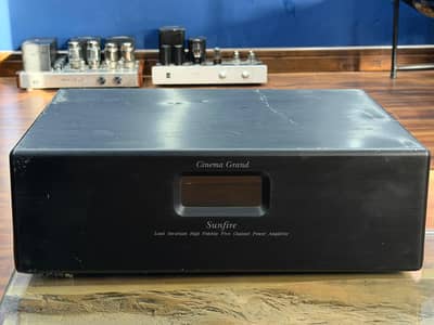 Sunfire USA, five channel Amplifier