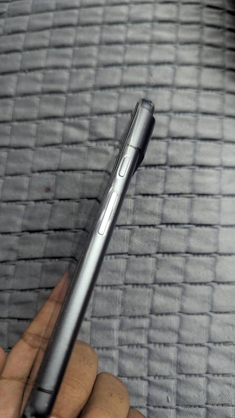 Google Pixel 8 2