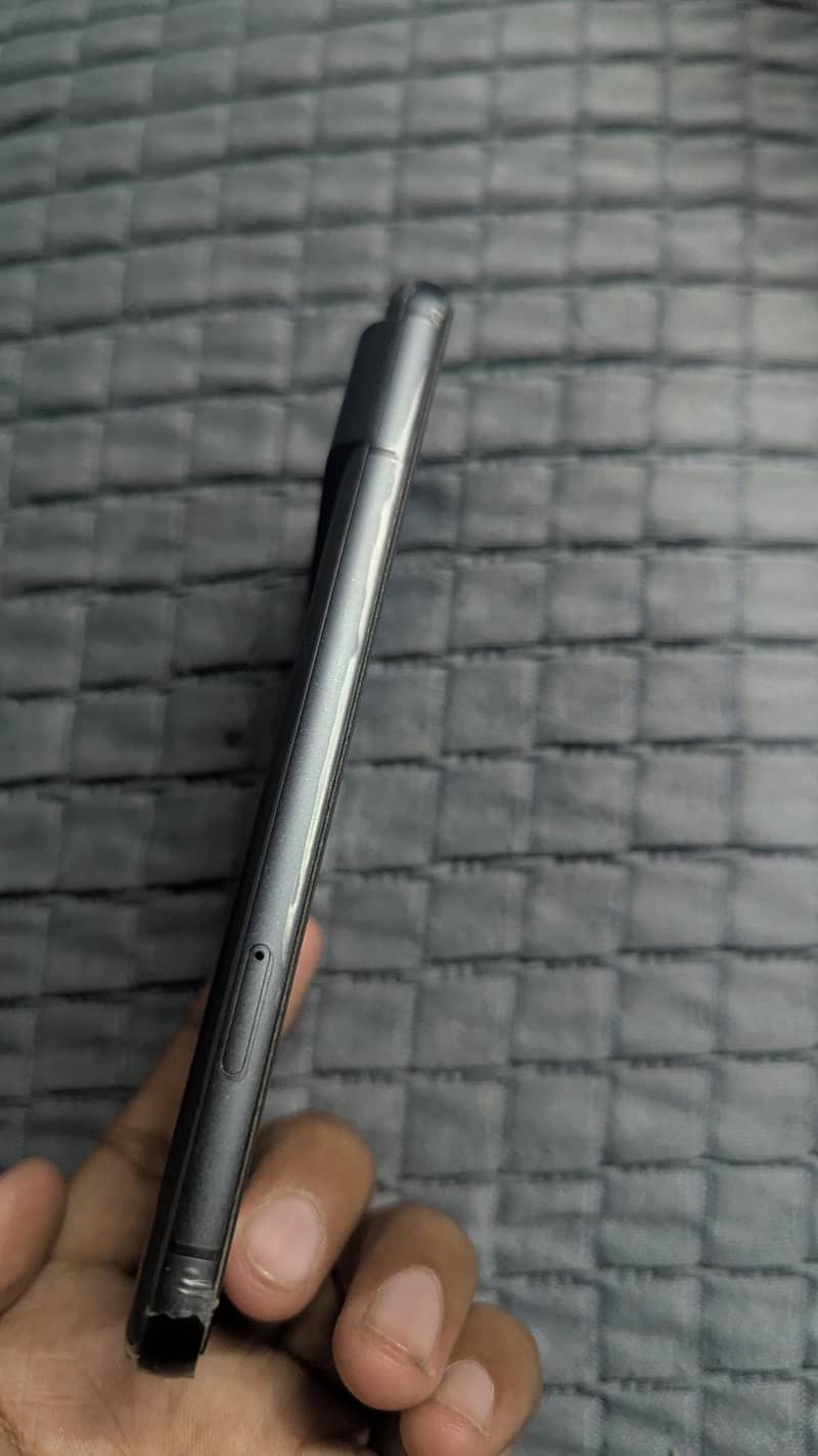 Google Pixel 8 3