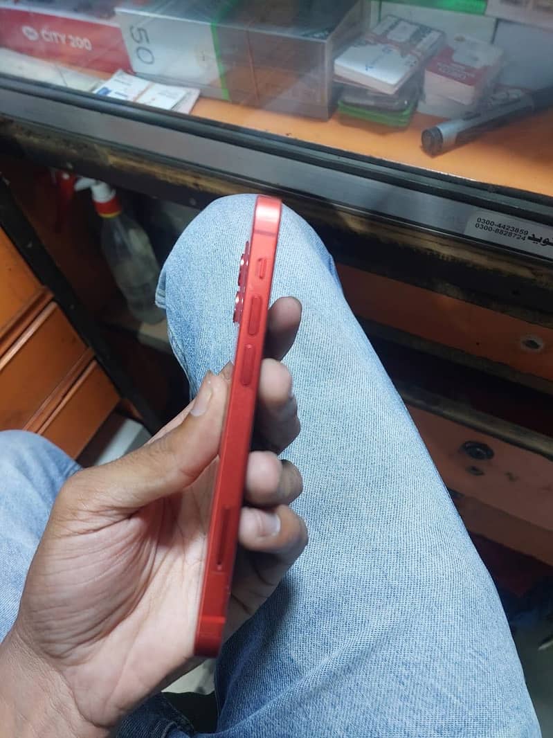 iPhone 12 MINI 1