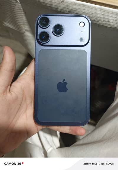 Apple iPhone XR converted to 17 pro