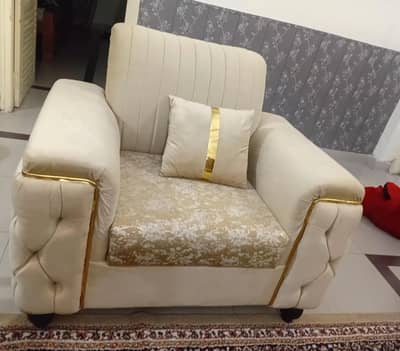 6 Seater Perfect Condition Sofa