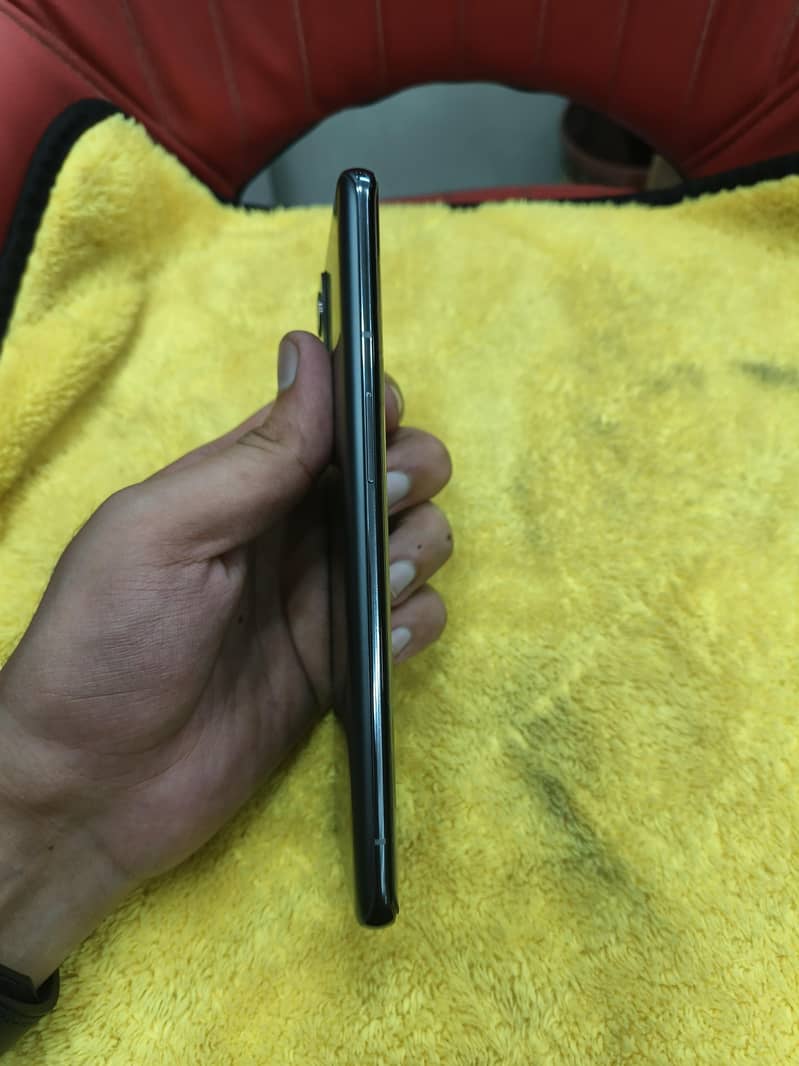 One Plus 9 Pro 3