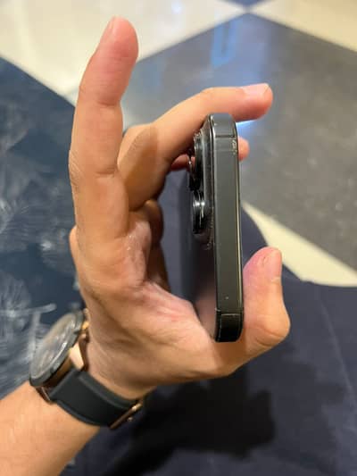Apple iPhone 16 Pro Max with box approved
