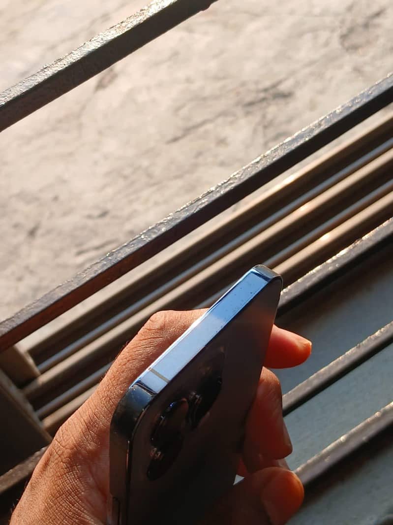 iPhone 13pro (JV) 2