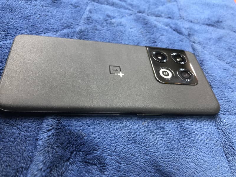One Plus 10 pro 1